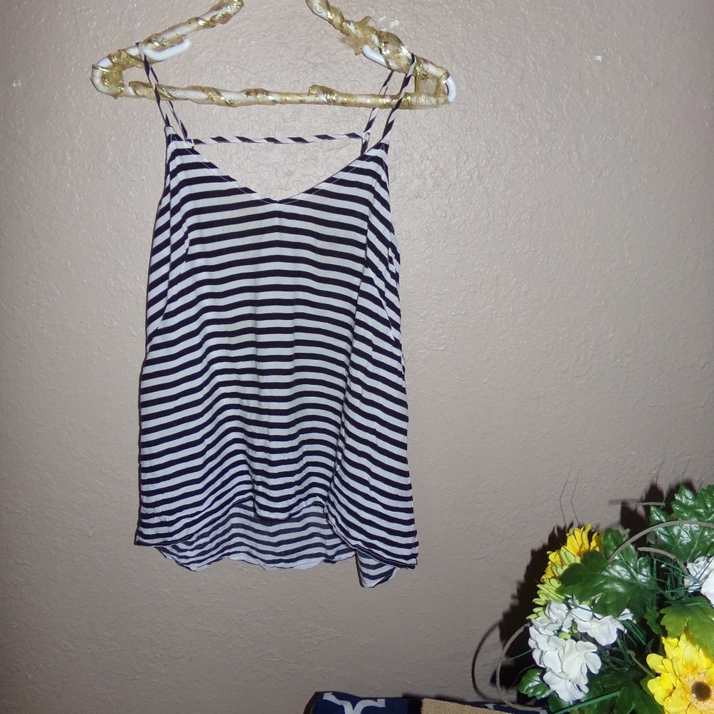 Flowy Open-back top
